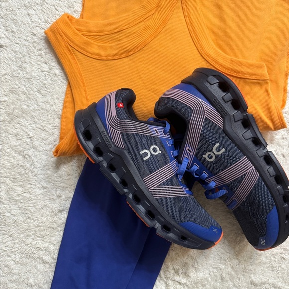 On Cloud Go running athletic lace up sneaker, NWT - Picture 2 of 6